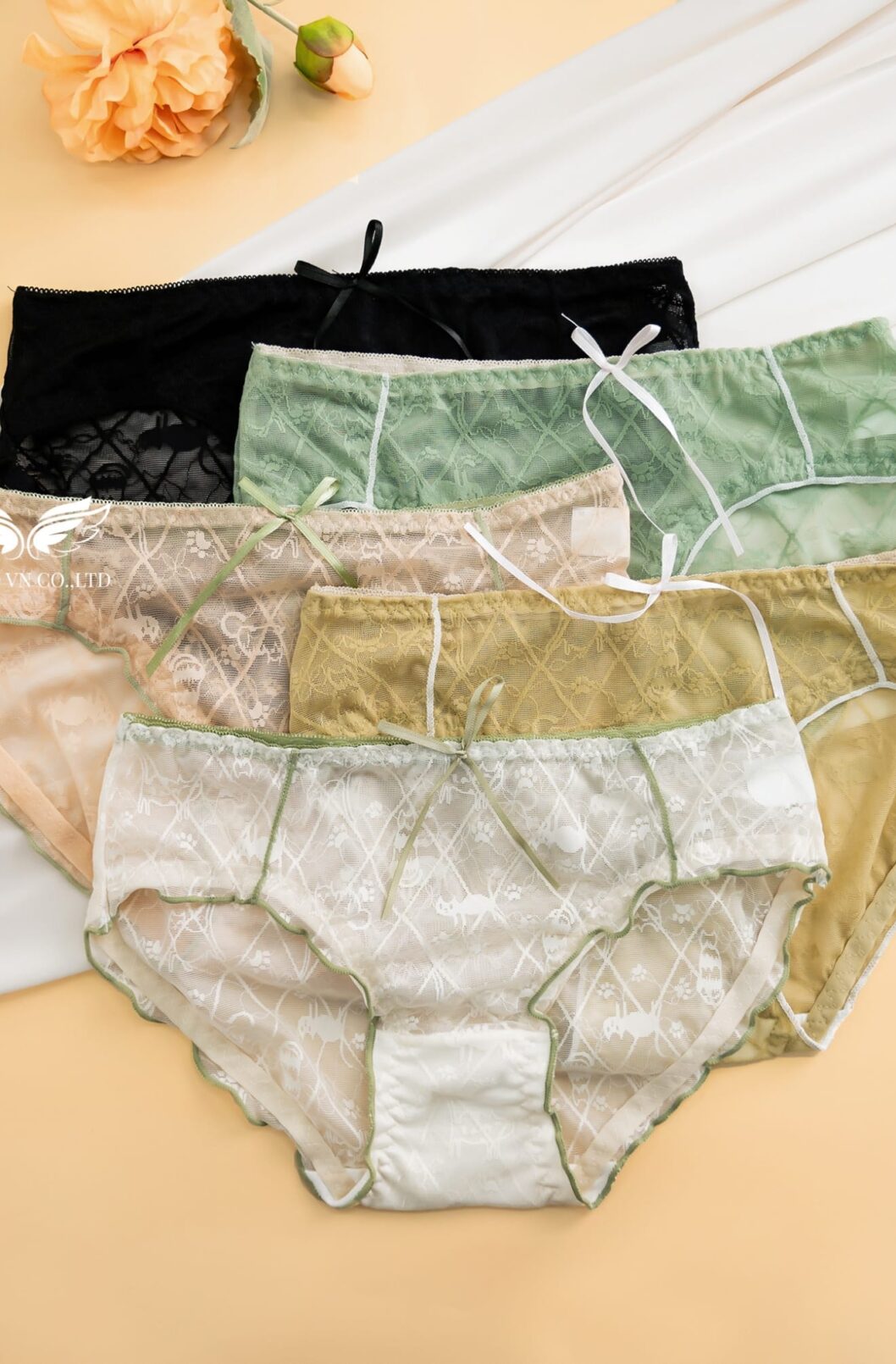 Quần lót ren nơ trơn sexy Q378